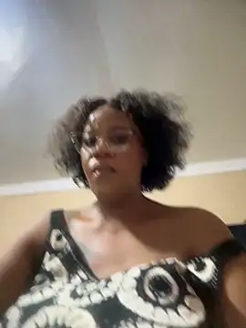 THICKBUNNYCHICKxxx online show from 5, 2, 2026