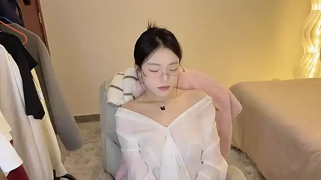 Robin-o3 online show from 4, 12, 2025