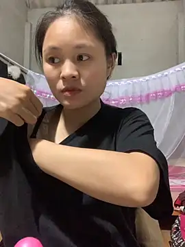 NhuFox online show from 8, 10, 2025