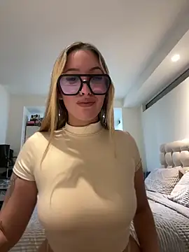 Snapshot of miagarcia250 chatting on 6, 5, 2026 miagarcia250 online show from 6, 5, 2026
