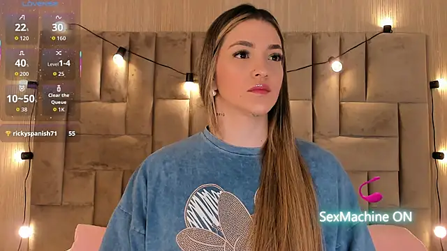 ClaradelMar online show from 7, 10, 2025