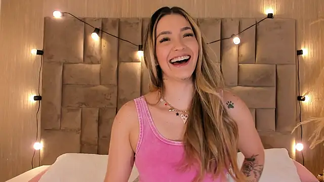 ClaradelMar online show from 13, 10, 2025