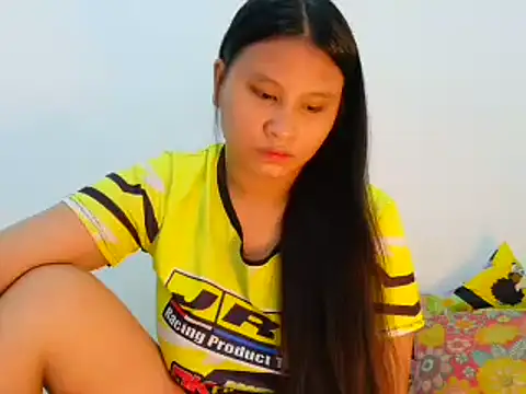 wildasianbigboobs online show from 14, 12, 2025