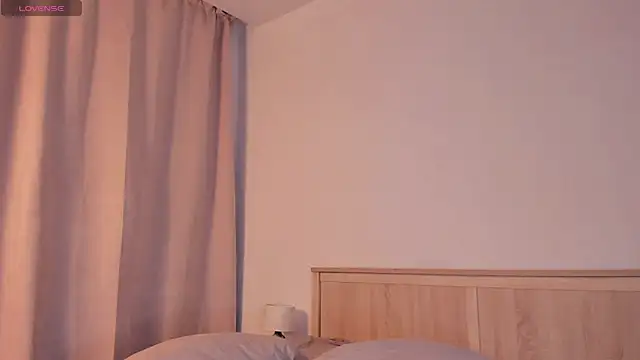 Snapshot of TateFlack chatting on 5, 10, 2025 TateFlack online show from 5, 10, 2025