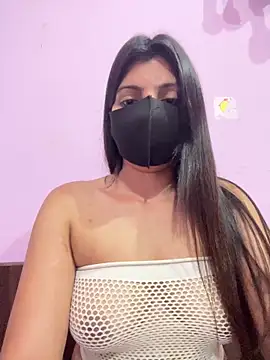Snapshot of _01ruhi chatting on 5, 10, 2025 01ruhi online show from 5, 10, 2025