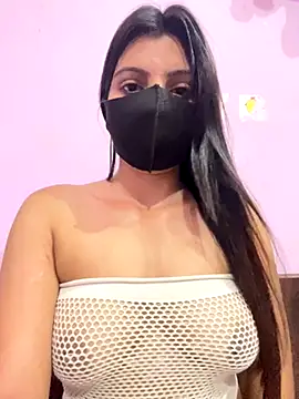 Snapshot of _01ruhi chatting on 6, 10, 2025 01ruhi online show from 6, 10, 2025