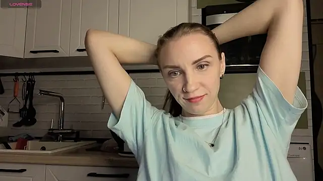 Snapshot of Edena_ chatting on 22, 6, 2026 Edena online show from 22, 6, 2026