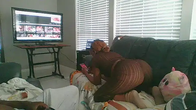 JazziEezyLdy online show from 24, 4, 2026