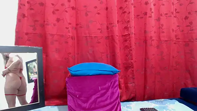 Sexysquirtmommy online show from 23, 6, 2026