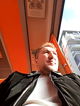 mert0359 online show from 26, 11, 2025