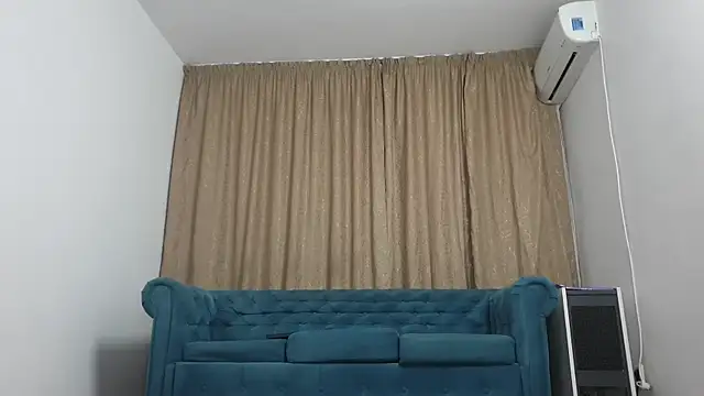 Snapshot of BLOND_GOD chatting on 6, 6, 2026 BLOND GOD online show from 6, 6, 2026