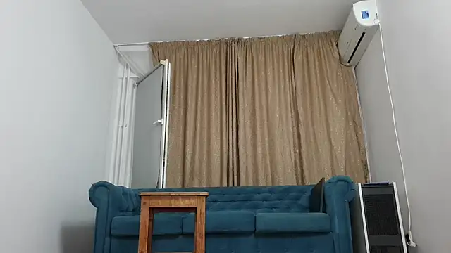 Snapshot of BLOND_GOD chatting on 5, 7, 2026 BLOND GOD online show from 5, 7, 2026