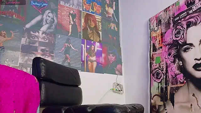 Snapshot of Mistileav chatting on 10, 6, 2026 Mistileav online show from 10, 6, 2026