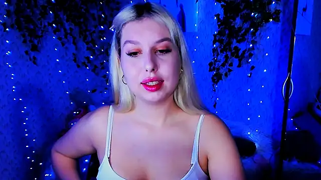 ChloeRicc online show from 14, 11, 2025