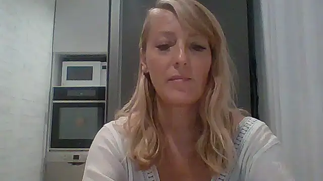 Vexxaa online show from 4, 10, 2025