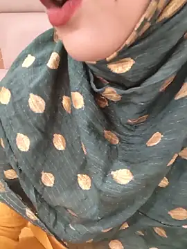 Snapshot of Indian-Aleena chatting on 26, 5, 2026 Indian-Aleena online show from 26, 5, 2026