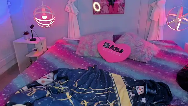 Hannahpage online show from 26, 9, 2025