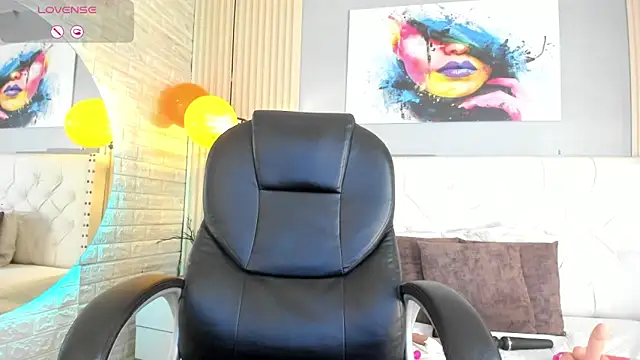 scarletbaker  online show from 27, 4, 2026