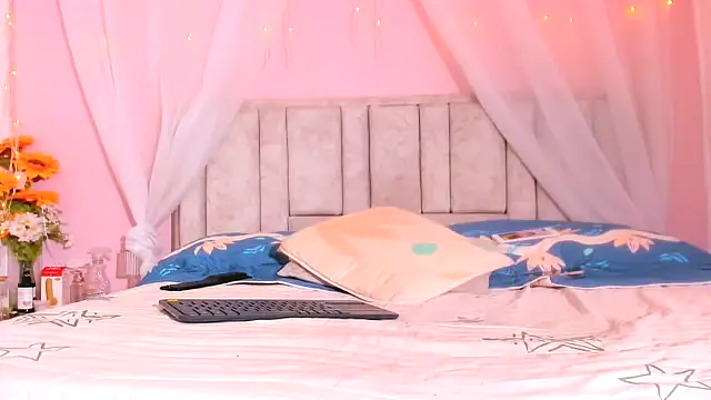 Rachellcooperrr online show from 31, 10, 2025