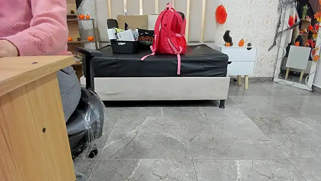 BLUE TAY1 online show from 28, 10, 2025