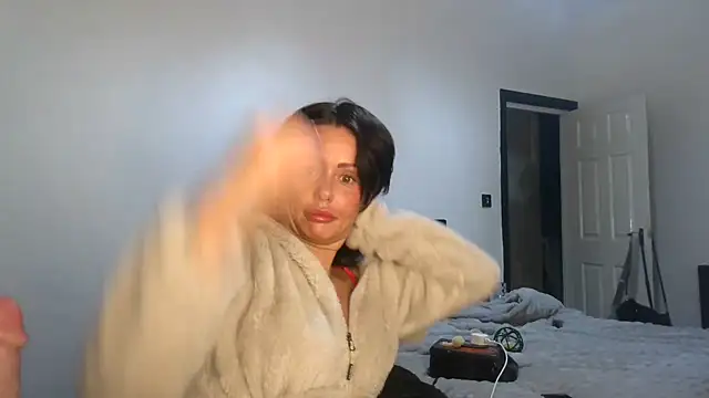 OliviaRyan22 online show from 8, 1, 2026