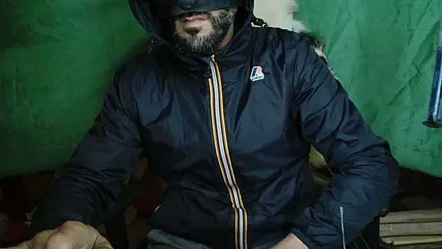 JUSTFORRICH online show from 4, 3, 2026