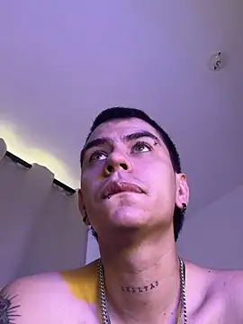 chris suarez online show from 28, 3, 2026