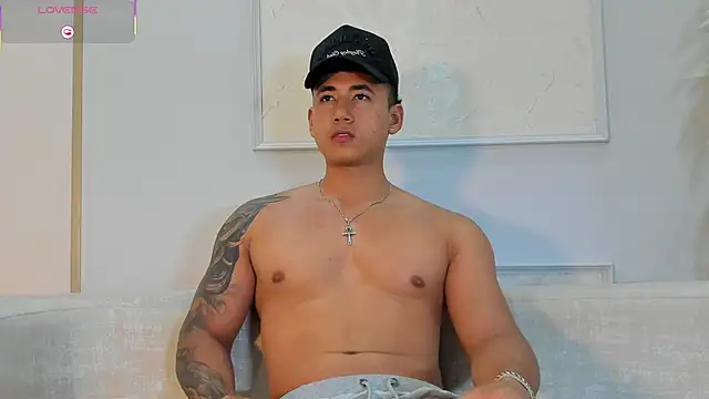Snapshot of Draven_Marceaux chatting on 21, 6, 2026 Draven Marceaux online show from 21, 6, 2026