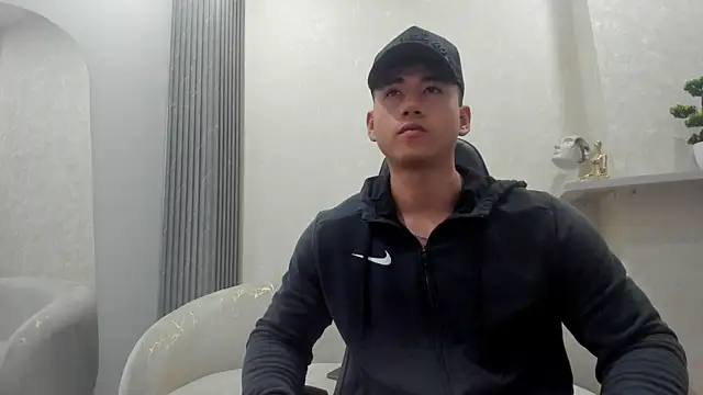 Snapshot of Draven_Marceaux chatting on 22, 6, 2026 Draven Marceaux online show from 22, 6, 2026