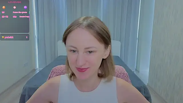 LuluChiiii online show from 10, 9, 2025