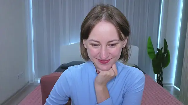 LuluChiiii online show from 3, 10, 2025