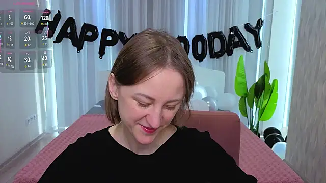 LuluChiiii online show from 28, 10, 2025