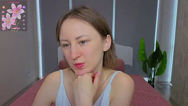 LuluChiiii online show from 3, 3, 2026