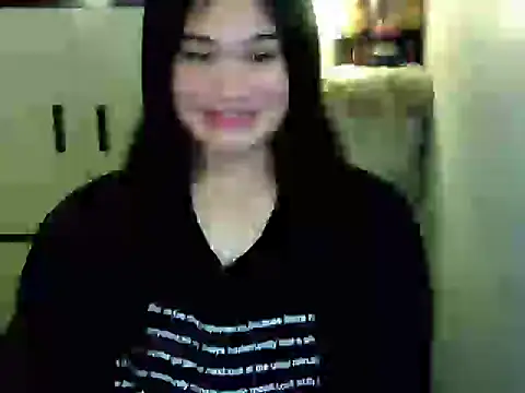 Snapshot of Annierose_ts chatting on 23, 4, 2026 Annierose ts online show from 23, 4, 2026