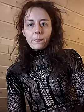 marijacucu online show from 23, 11, 2025