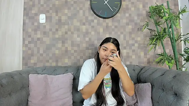 shanon marel online show from 4, 11, 2025