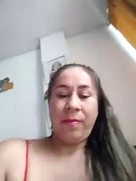 Snapshot of Nala1986 chatting on 15, 10, 2025 Nala1986 online show from 15, 10, 2025