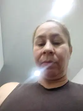 Snapshot of Nala1986 chatting on 16, 12, 2025 Nala1986 online show from 16, 12, 2025