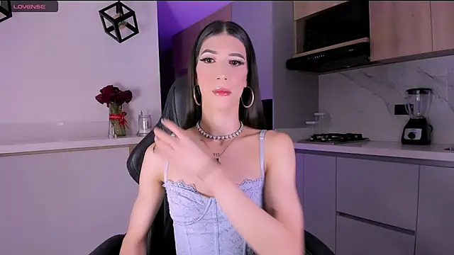 fhalon foxxxys  online show from 4, 4, 2026