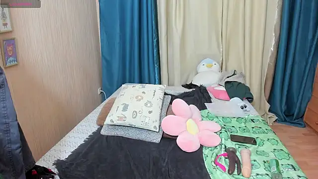 Dia Angel online show from 3, 10, 2025