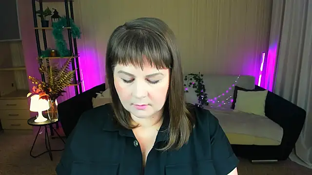Snapshot of CrystaalStaar chatting on 8, 9, 2025 CrystaalStaar online show from 8, 9, 2025
