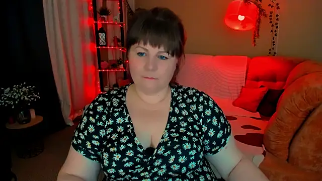 Snapshot of CrystaalStaar chatting on 5, 7, 2026 CrystaalStaar online show from 5, 7, 2026