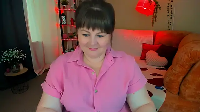 Snapshot of CrystaalStaar chatting on 7, 7, 2026 CrystaalStaar online show from 7, 7, 2026