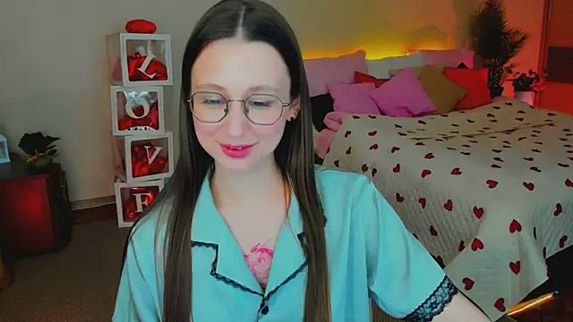 YourLovellyStory online show from 19, 2, 2026