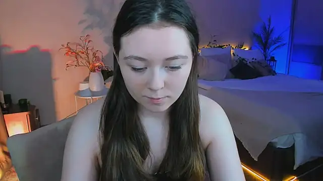 AlluringLookk online show from 23, 11, 2025