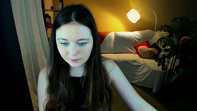 AlluringLookk online show from 13, 2, 2026