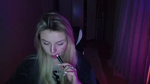 Snapshot of AngelicaHollywood chatting on 17, 1, 2026 AngelicaHollywood online show from 17, 1, 2026