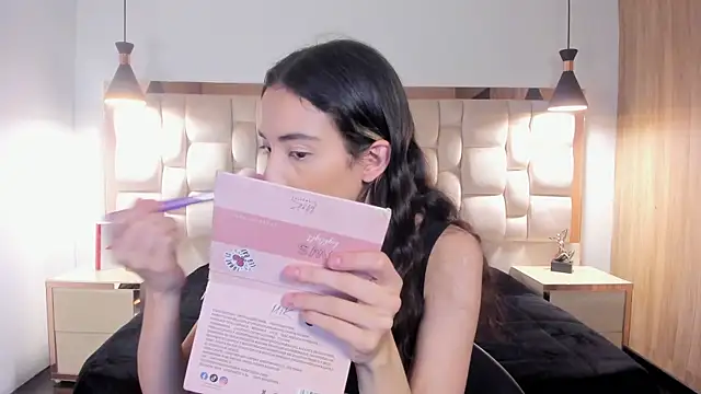 Emilia Bons online show from 11, 1, 2026