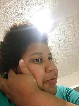 chocolate bella online show from 25, 11, 2025