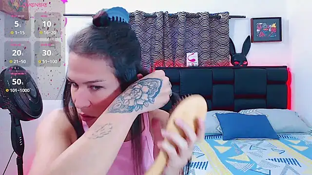Snapshot of Azley_sweet chatting on 29, 4, 2026 Azley sweet online show from 29, 4, 2026